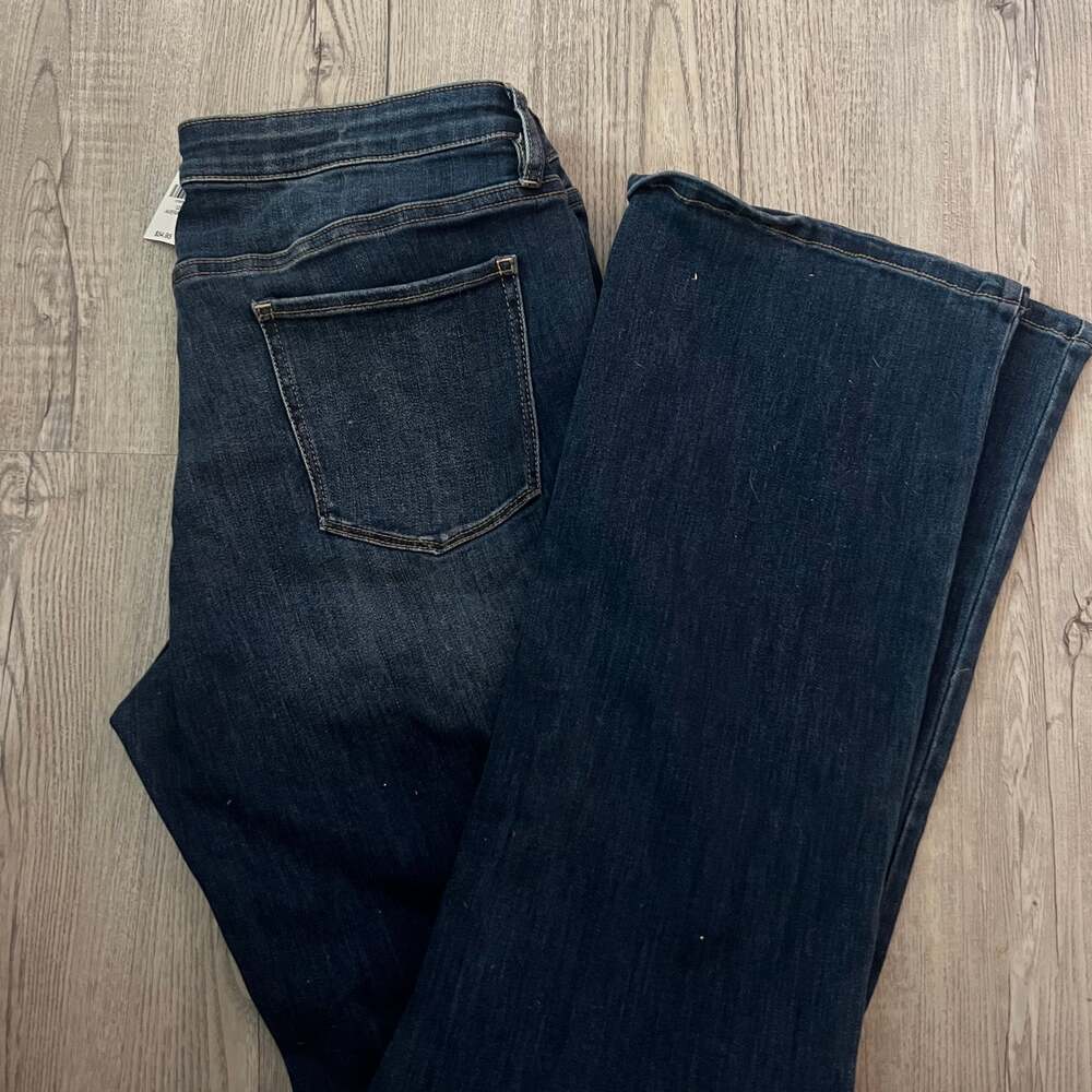 NY & Company Curvy Bootcut Jeans, Dark Wash, Women's Size 12 Average NWT - Picture 5 of 5